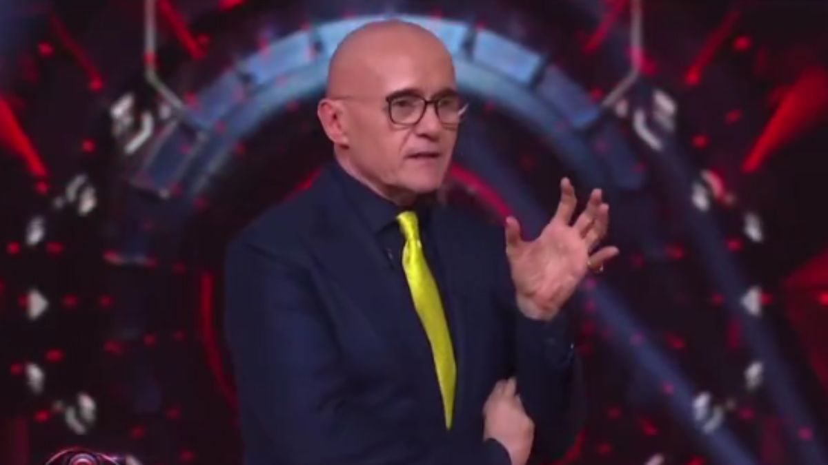 Grande Fratello, Alfonso Signorini non riconfermato per settembre? “Conduttore di Pomeriggio 5”