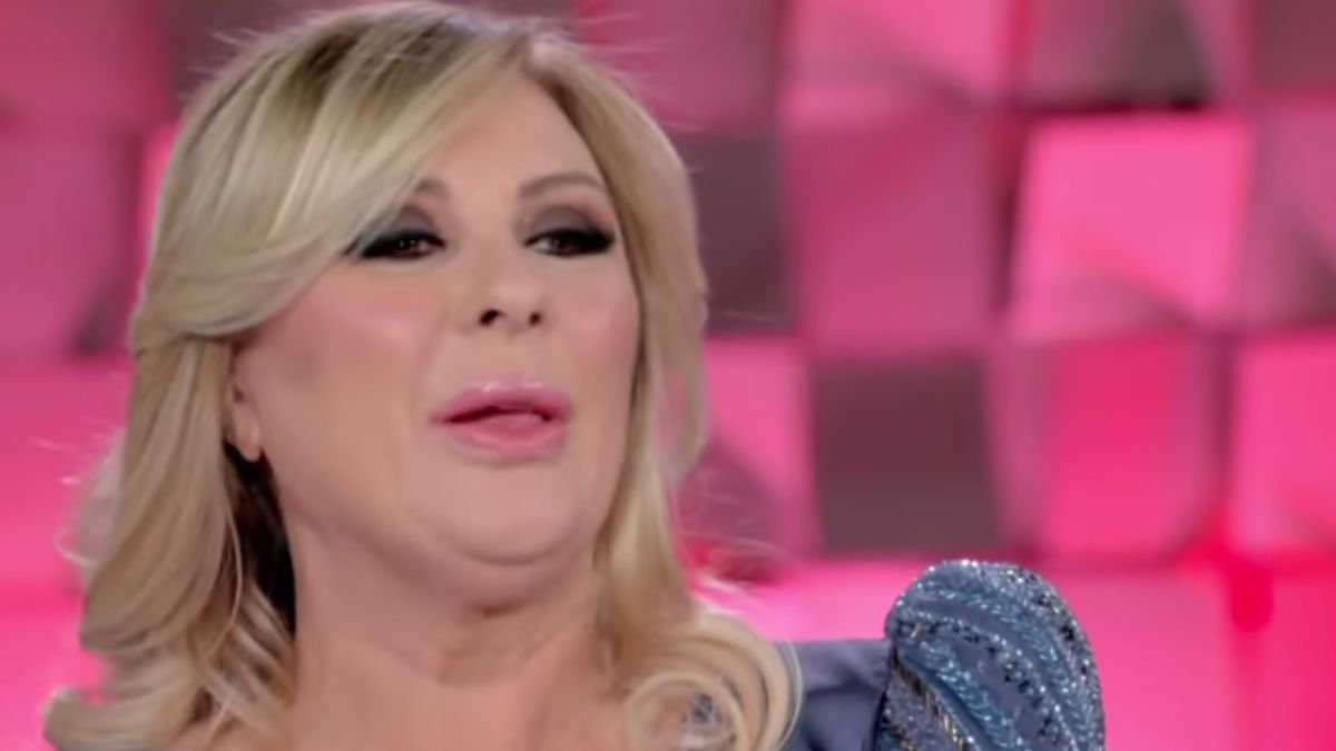 Uomini e Donne, Tina Cipollari spiazza sull’ex marito: “Sono stata innamorata ma in maniera lieve”