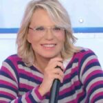 Uomini e Donne, Maria De Filippi ha proposto il trono ad un volto noto di Amici: ecco chi è!