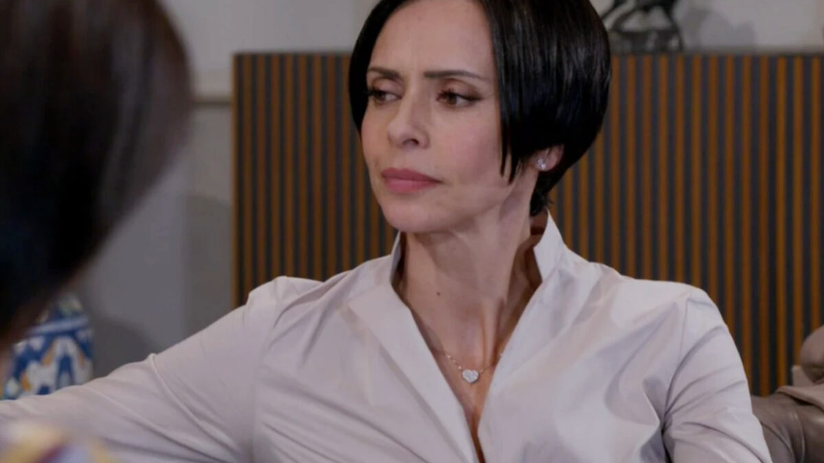 Un Posto al Sole 7 maggio 2025 Anticipazioni: Elena contro Roberto!