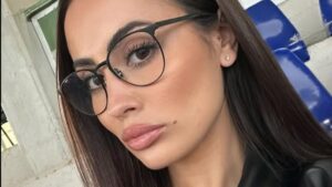 Uomini e Donne, Chiara Rabbi rivela: “Mio padre è stato vittima di violenza psicologica da parte di mia madre”