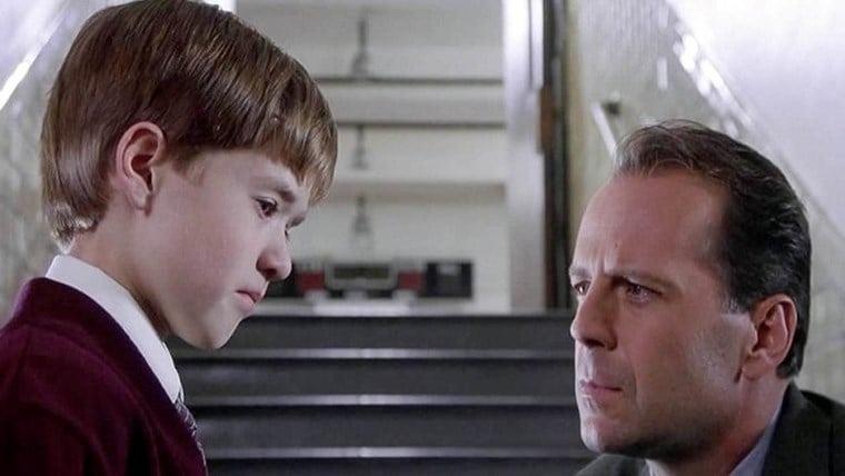 Psicologia e Suspense: I 10 Film con Colpi di Scena Più Avvincenti di Sempre Psicologia e Suspense: I 10 Film con Colpi di Scena Più Avvincenti di Sempre