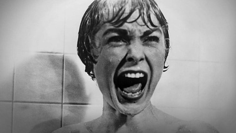 Psicologia e Suspense: I 10 Film con Colpi di Scena Più Avvincenti di Sempre Psicologia e Suspense: I 10 Film con Colpi di Scena Più Avvincenti di Sempre