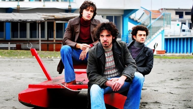 Le 10 Serie TV Italiane Più Amate di Sempre: Dai Cult ai Nuovi Successi Nazionali Le 10 Serie TV Italiane Più Amate di Sempre: Dai Cult ai Nuovi Successi Nazionali